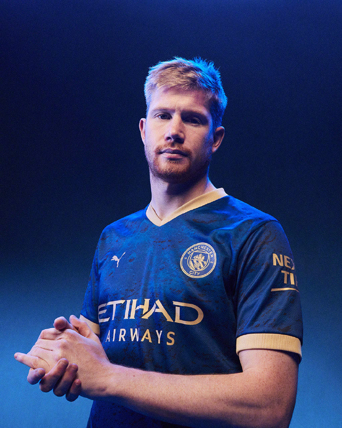 LPL春季赛今日首发名单：Uzi仍未首发 Ale大战TheShy