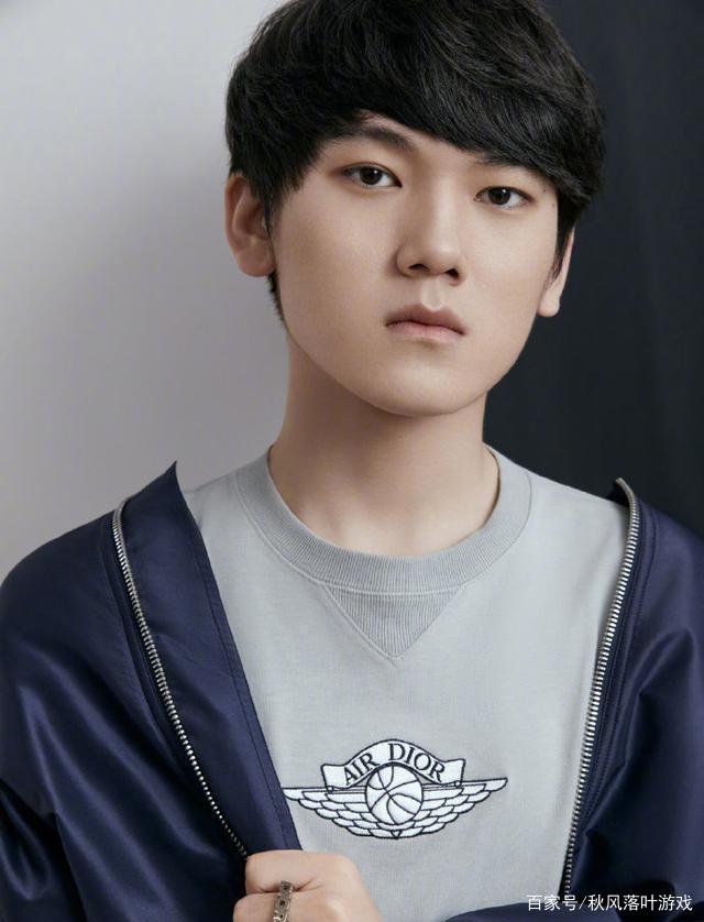 解说胜者采访宸宇：ID是中式英语play pig eat tiger扮猪吃老虎